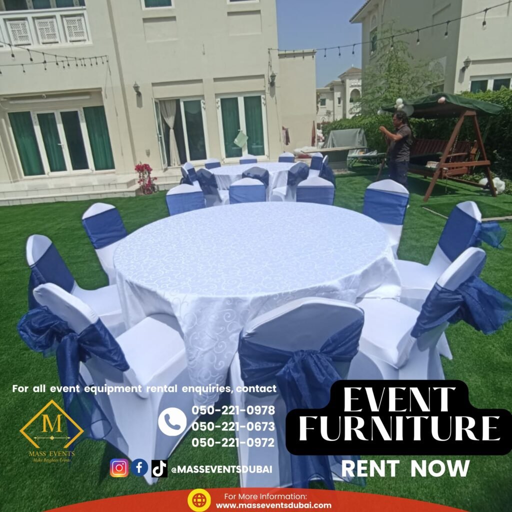 Banquet round table with white loose cover and chairs for rent in Dubai
